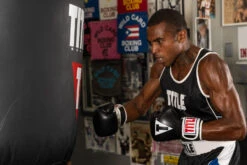 TITLE Classic Pro Style Training Gloves 3.0 -Cheap Boxing Gear Store CVVTG3BK WH