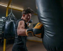 TITLE Boxing Gel World V2T Bag Gloves 38 TITLE Boxing Gel World V2T Bag Gloves -Cheap Boxing Gear Store GTWBGV2TBKGDWH 3