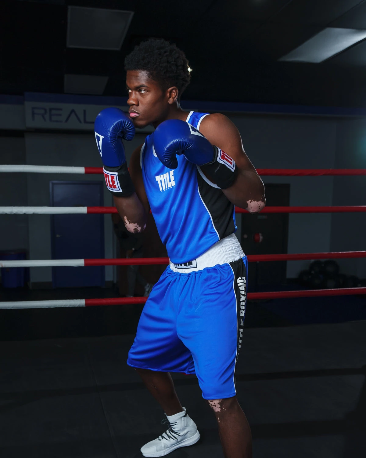 TITLE Boxing Stinger Reversible Amateur Boxing Set 16 TITLE Boxing Stinger Reversible Amateur Boxing Set - Image 14