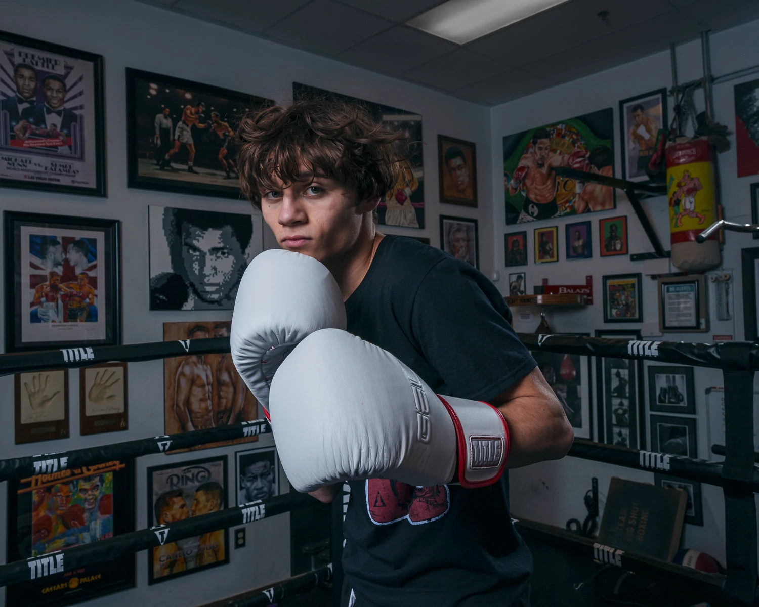 TITLE Boxing Gel Special Edition Bag Gloves 4 TITLE Boxing Gel Special Edition Bag Gloves - Image 2