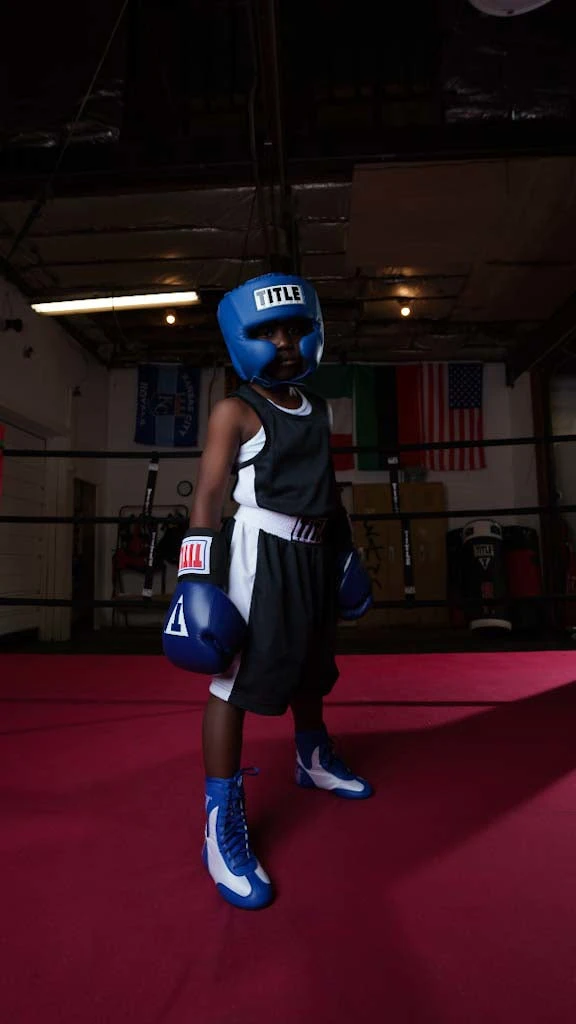 TITLE Boxing Aerovent Elite Amateur Set - Original 4 TITLE Boxing Aerovent Elite Amateur Set - Original - Image 2