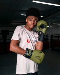 TITLE Boxing United Tee -Cheap Boxing Gear Store TBTS206WH 1