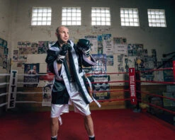 TITLE Boxing Pro Fingertip Robe 2.0 -Cheap Boxing Gear Store TSRF2BKWH 1