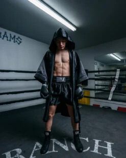 TITLE Boxing Pro Fingertip Robe 2.0 -Cheap Boxing Gear Store TSRFL3 2