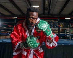 TITLE Boxing Limited Edition Deck The Halls Bag Gloves 16 TITLE Boxing Limited Edition Deck The Halls Bag Gloves -Cheap Boxing Gear Store XMASBGGN 3