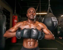 TITLE Black Old School Leather Pro Bag Gloves -Cheap Boxing Gear Store bktbg bk 3